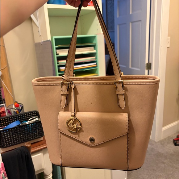 Michael Kors Tan Tote Bag - Picture 1 of 2